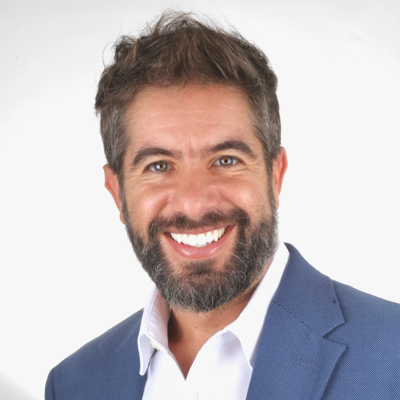 Dr.Roberto Zangirolami